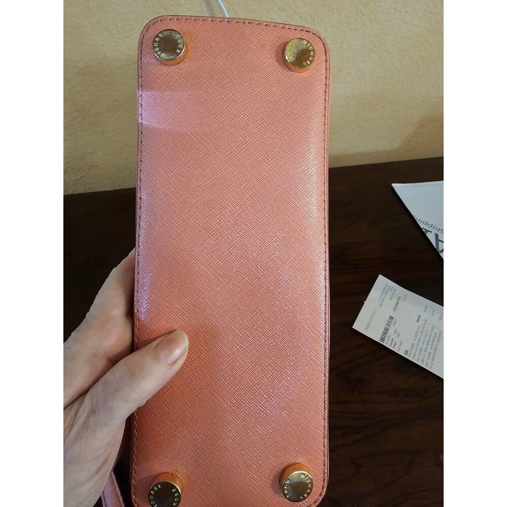 Michael Kors Savannah Peach Leather small Satchel crossbody - Picture 4 of 4